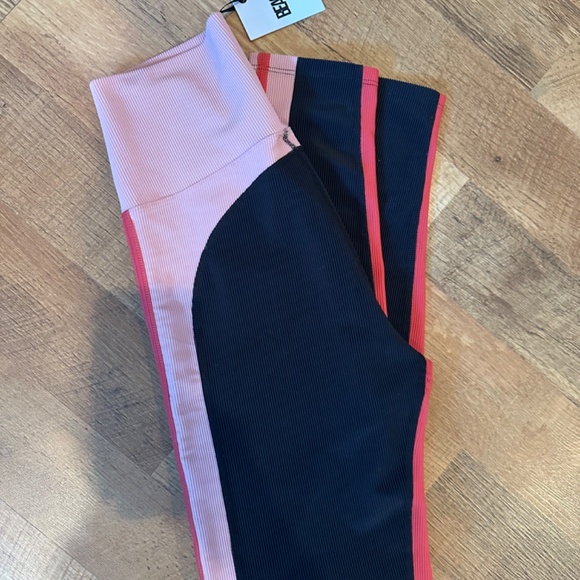 Beach Riot Color Block Rib Legging NWT - Picture 6 of 7